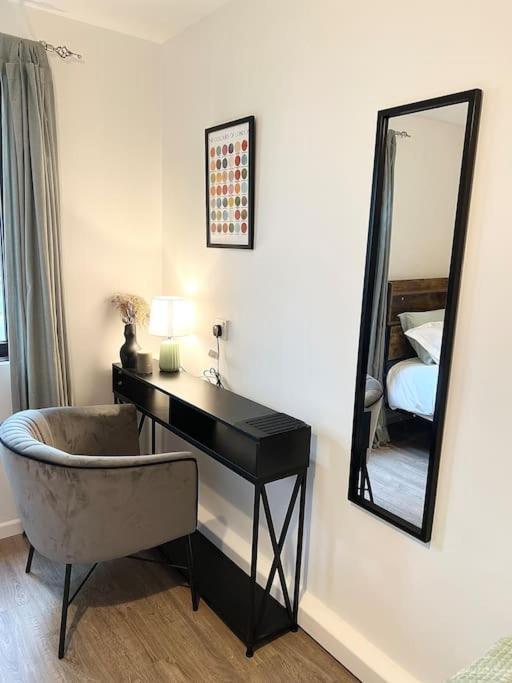 Gorgeous Flat 10 Min Walk To Stadium Free Parking London Eksteriør billede